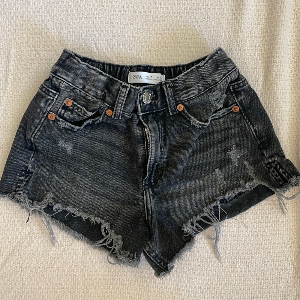 ZARA GIRLS|SIZE 7|BLACK SHORTS